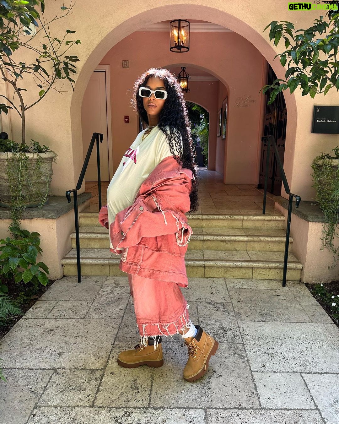 Ciara Instagram - Hittin Licks…Zone 1-6. ATL Forever 😏