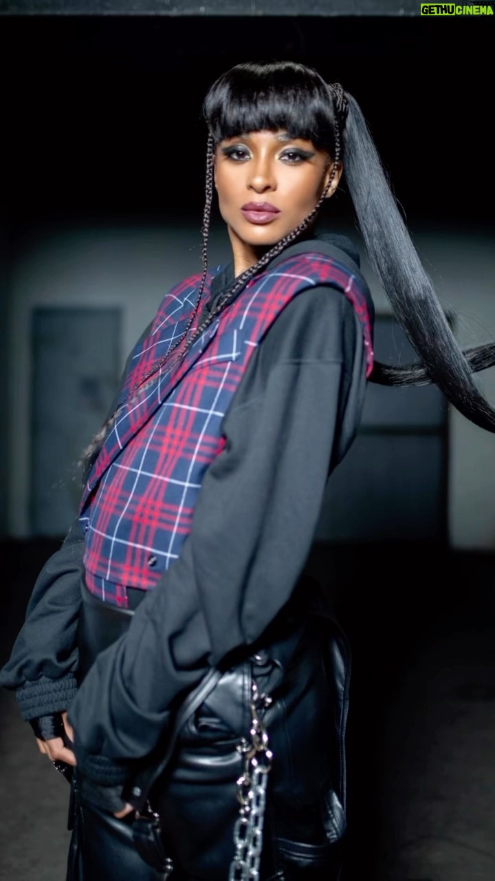 Ciara Instagram - Lemon Peppa Wang Thang 😏…HarajukuCICI