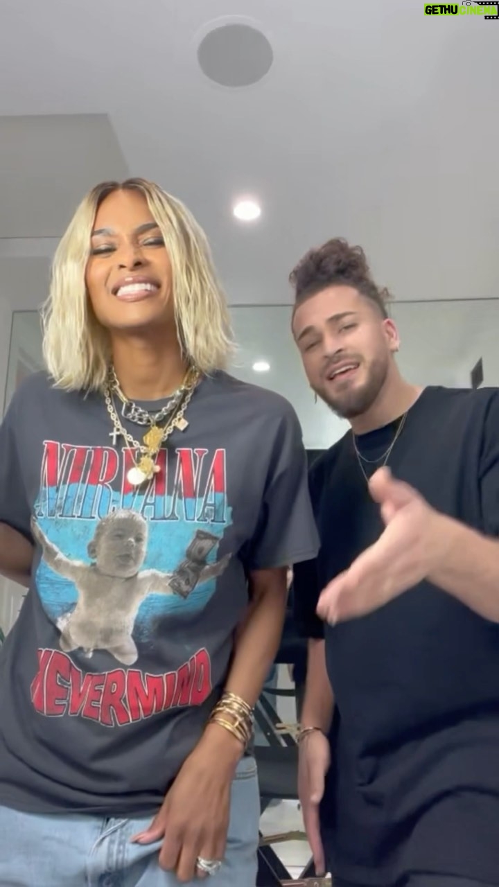 Ciara Instagram - Talk to em @IamDreScot!!! Feelings out NOW! 😎🤟🏽