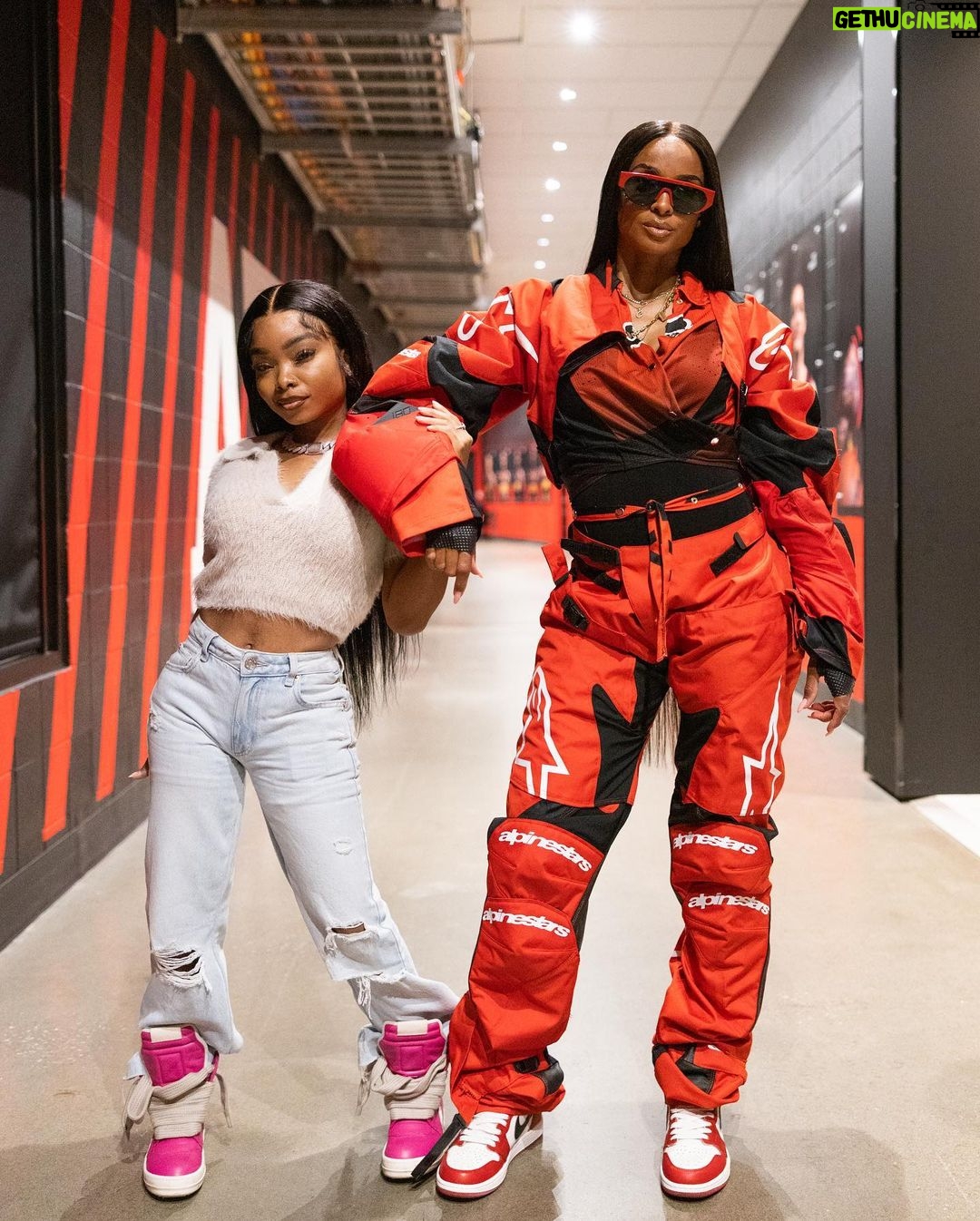 Ciara Instagram - ATL photo dump. I Love My Peoples🫶🏽 Thanks for having me Queen @TheRealMaryJBlige P.S. I’ve known a lot of people in these photos for at least 20 years! #Family