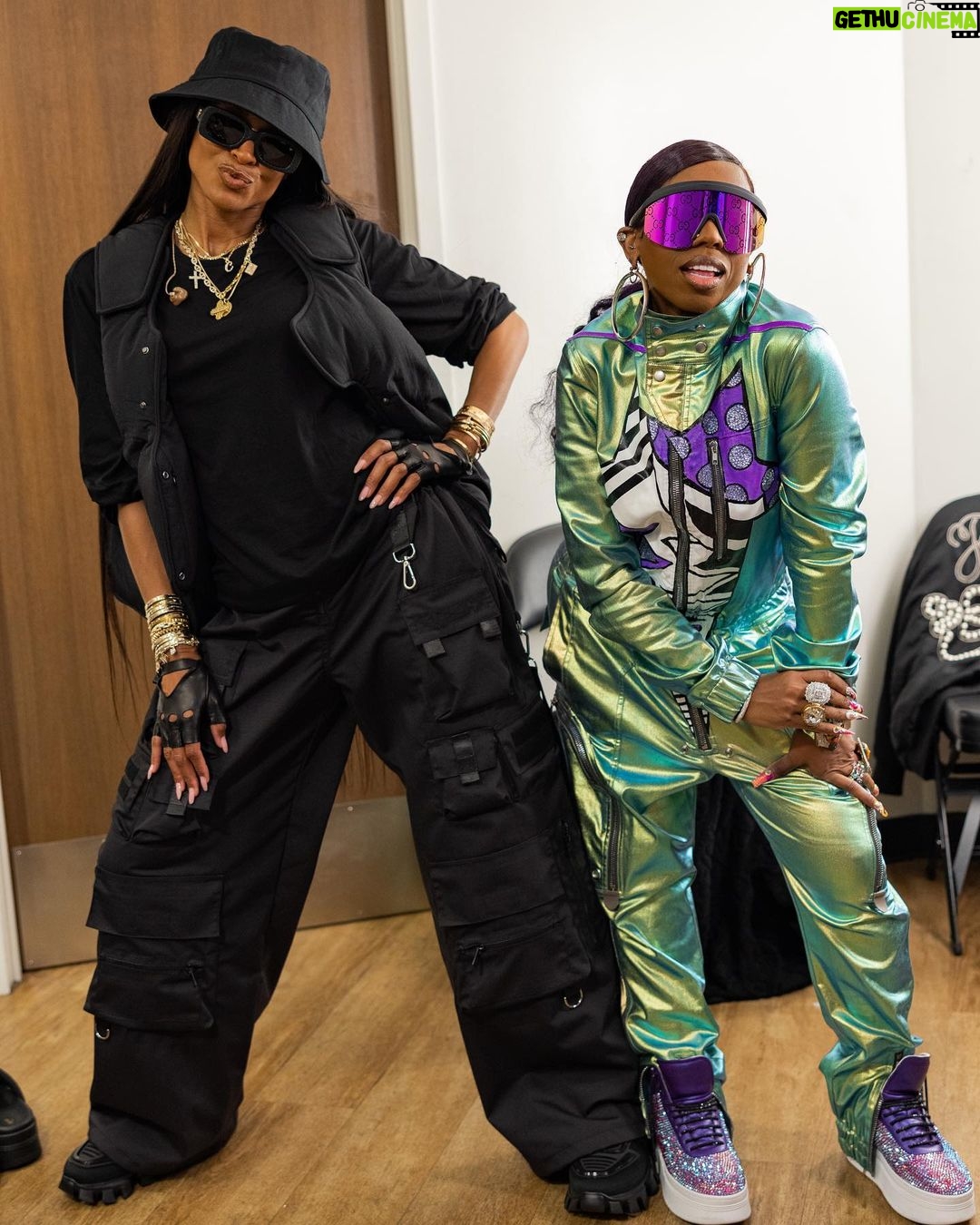 Ciara Instagram - ATL photo dump. I Love My Peoples🫶🏽 Thanks for having me Queen @TheRealMaryJBlige P.S. I’ve known a lot of people in these photos for at least 20 years! #Family