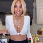 Ciara Instagram - You ever had Hot Sauce in your drank?!! Da Girls Spicy Daquiri with @TenToOneRum is lit!! Try this!🍹🌶️🤟🏽