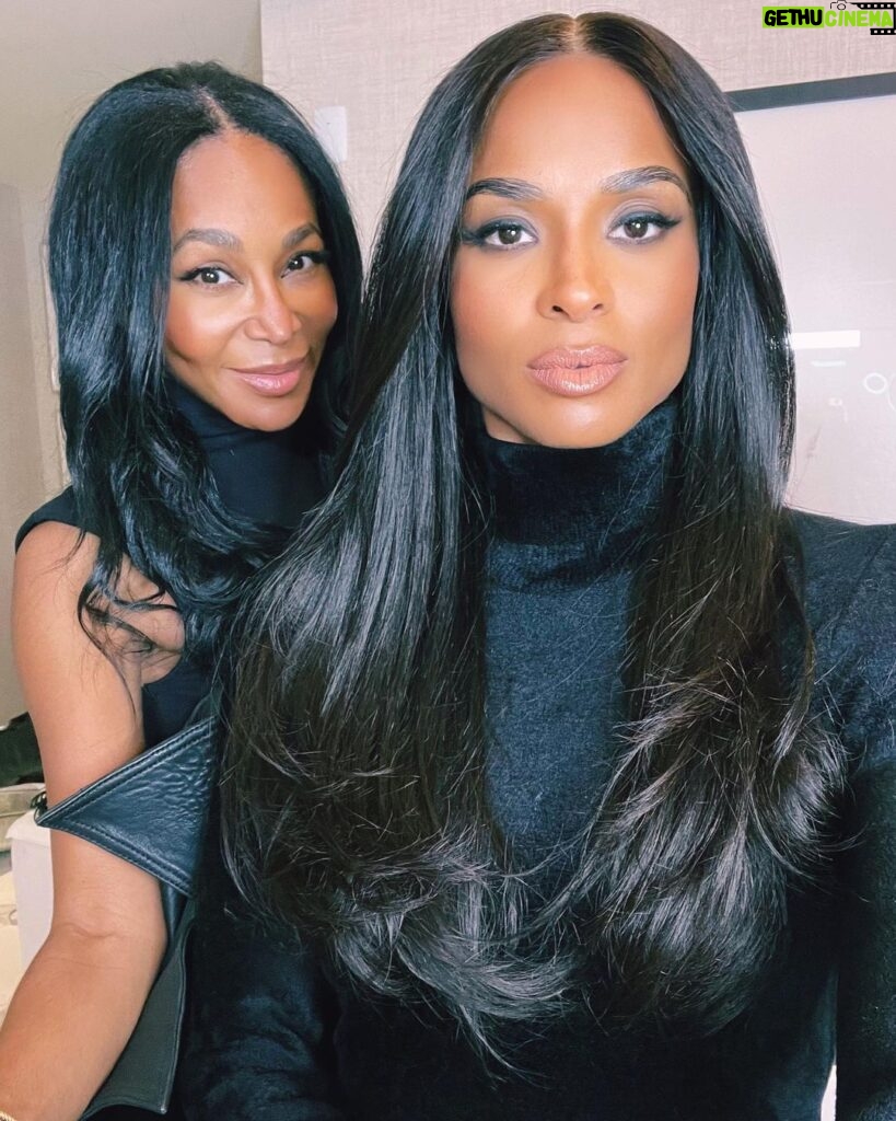 Ciara Instagram - Screaming Happy Birthday to my Bestie @YolondaFrederick and best makeup artist in the world!! It’s been 20+ years of good times, laughter, joy, and, love!! So grateful for you! I love you so much!#Birthday 🎂🎈