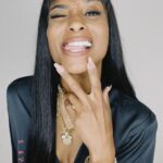 Ciara Instagram - Y’all Yoli @yolondafrederick gave me a natural makeup look tutorial over FaceTime:) Sometimes I get nervous with doing my makeup. How did I do? 🥰😝💋💄