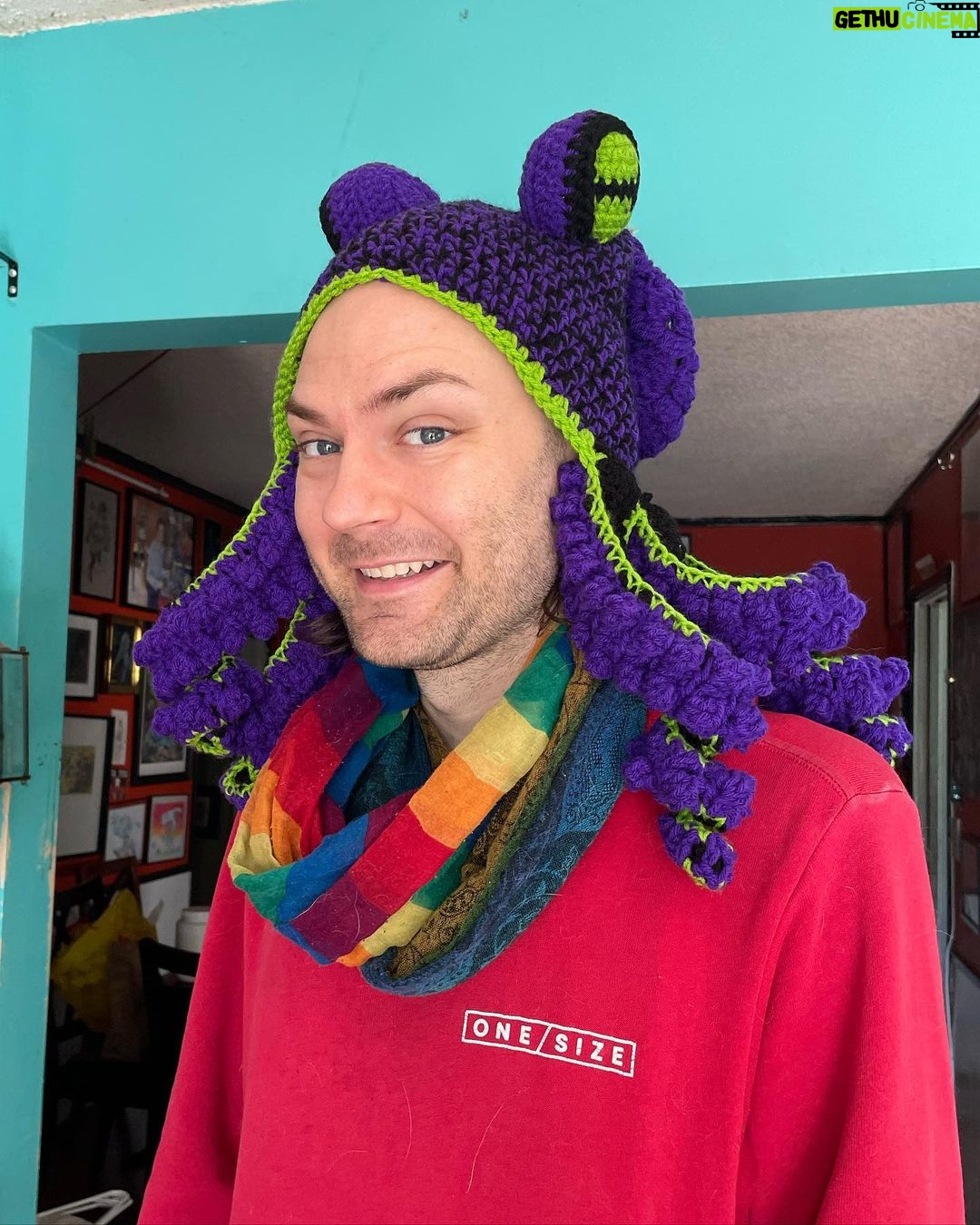 Cig Neutron - 1.5K Likes - Happy Mother’s Day to @mommaneutron who always encourages me to be who I am. My moms support truly opened the door for me to be myself. Love you mom, thank you so much for all the amazing things you crochet for me! I get sooo many compliments! #happymothersday #mothersday