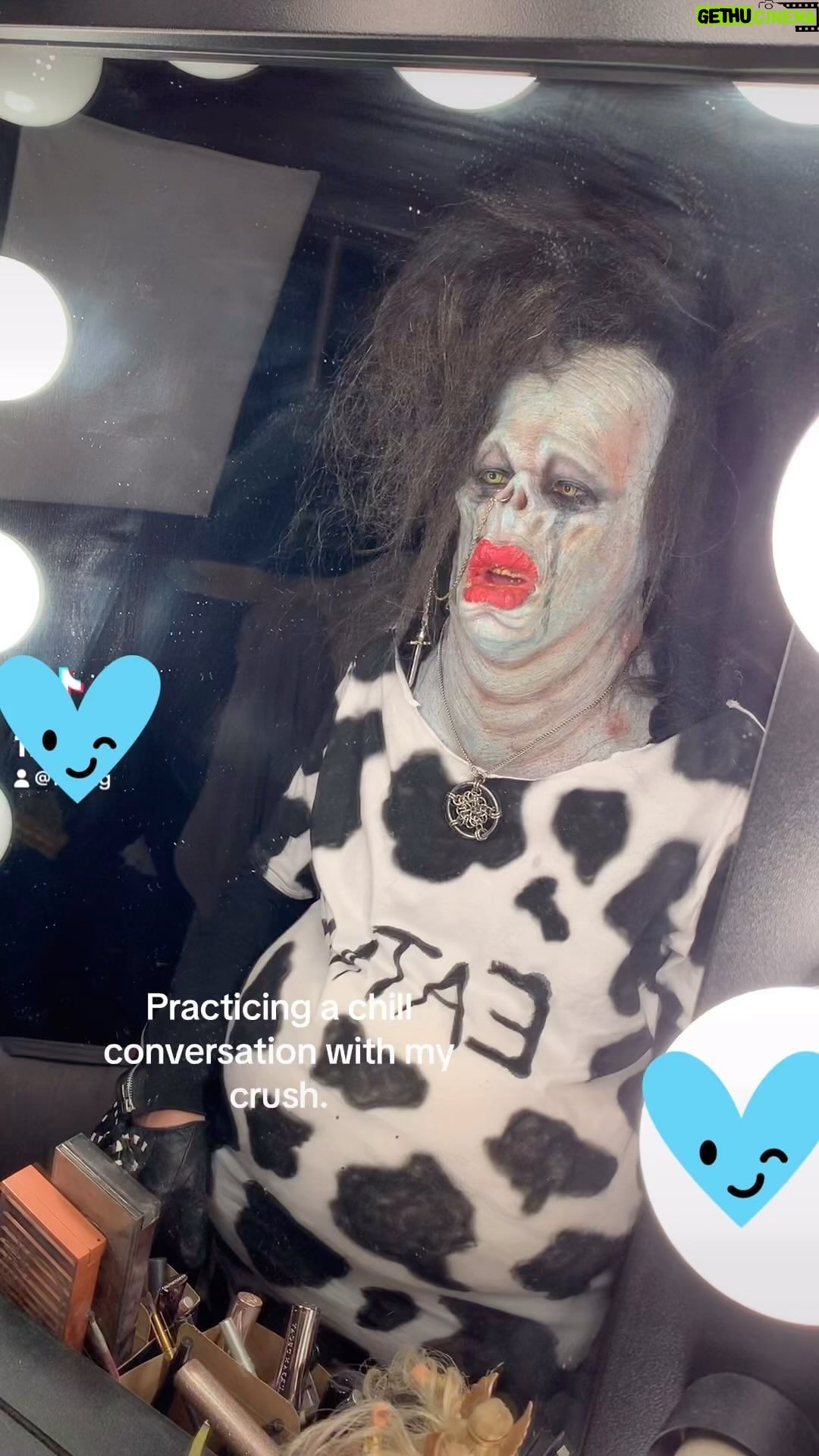 Cig Neutron Instagram - Auggy so chill @bizarroaugogo #sfx @cigneutron