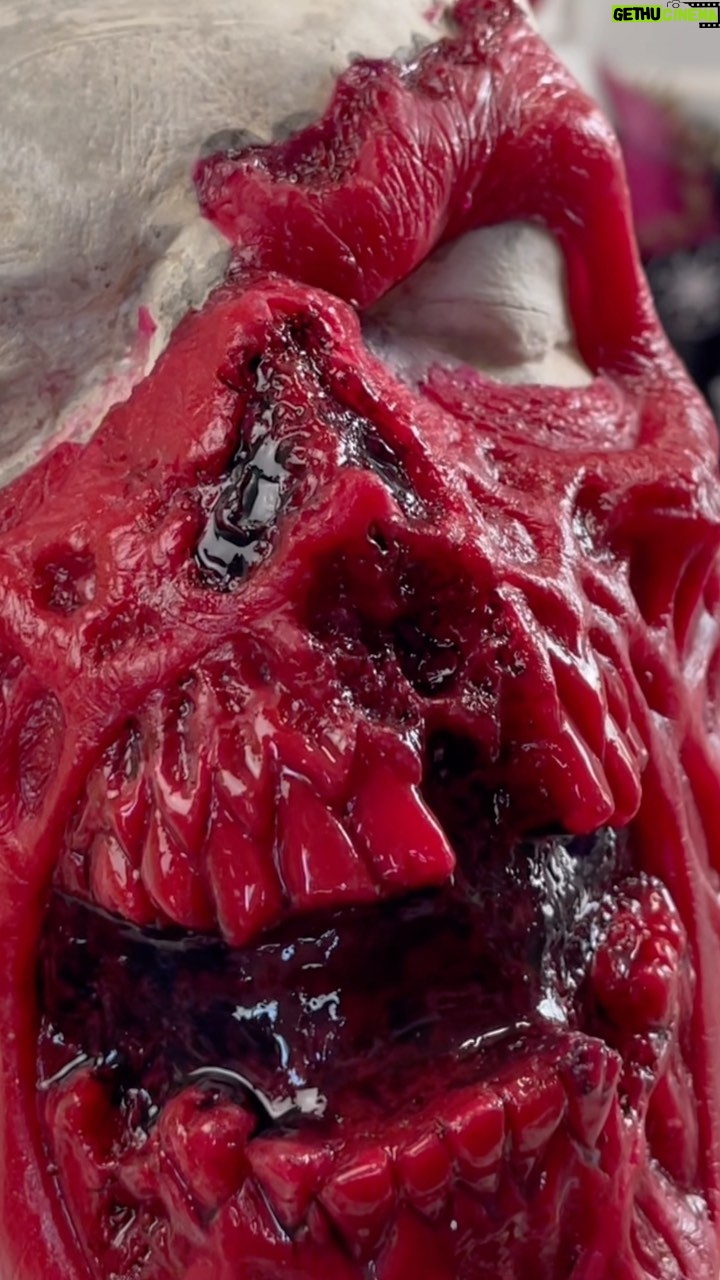 Cig Neutron - 536 Likes - Workin on a gnarly face to go with those gnarly hands for @vonsutra still a WIP, cast in @smoothon ecoflex, painting with psycho paints and silc pig. #silicone #mask #maskmaking #fx #makeup #makeupfx #banshee