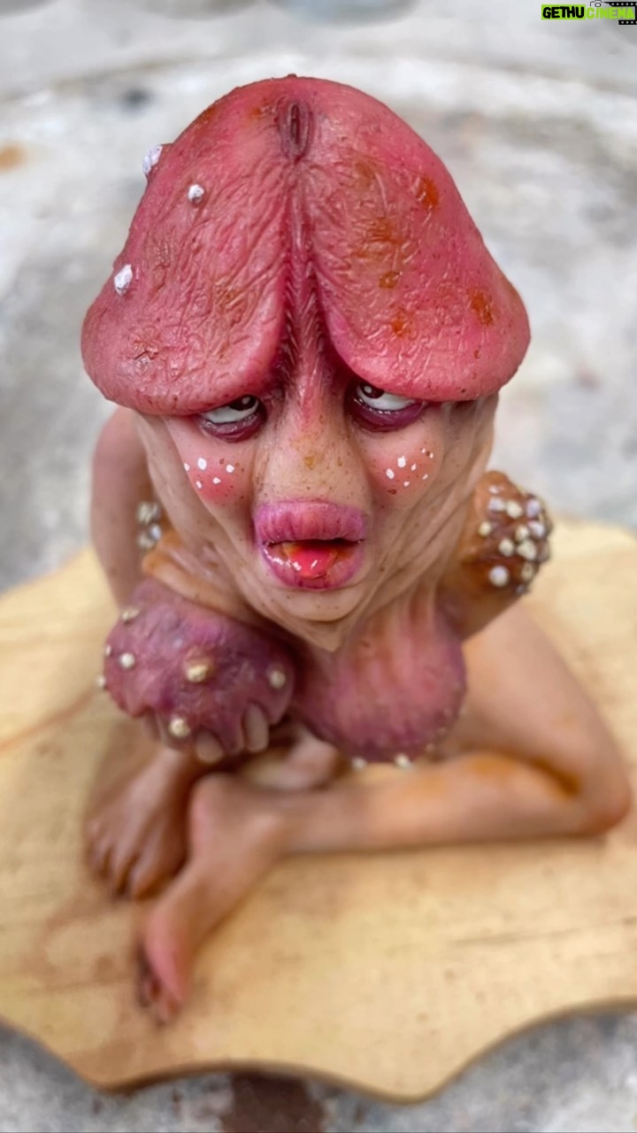 Cig Neutron - 2.6K Likes - Dixie The Fungus Fairy is now for sale!! Follow the shop link in my bio to grab yours! Order now to get yours in time for Valentine’s Day! #art #valentinesday #valentinesdaygift #gift #giftidea #fantasy #fairy #mushroom #fungus #pixie #sculpture