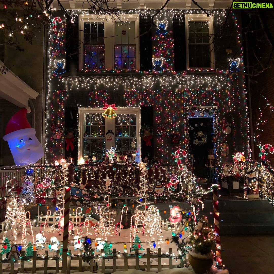 Claire Danes - 5.5K Likes - Xmas to the Max! #tackylightstour #rva #merrymerry