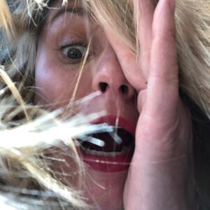 Claire Danes Instagram - Hey, guys, I’m on the gram! 👋👋👋 #toomuchtoosoon?