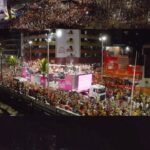 Claudia Leitte Instagram - Contagem regressiva para revivermos isso 🥹❤️ #carnaval2024 #salvador #blocolargadinho #claudialeitte #ocarnavaldaminhavida