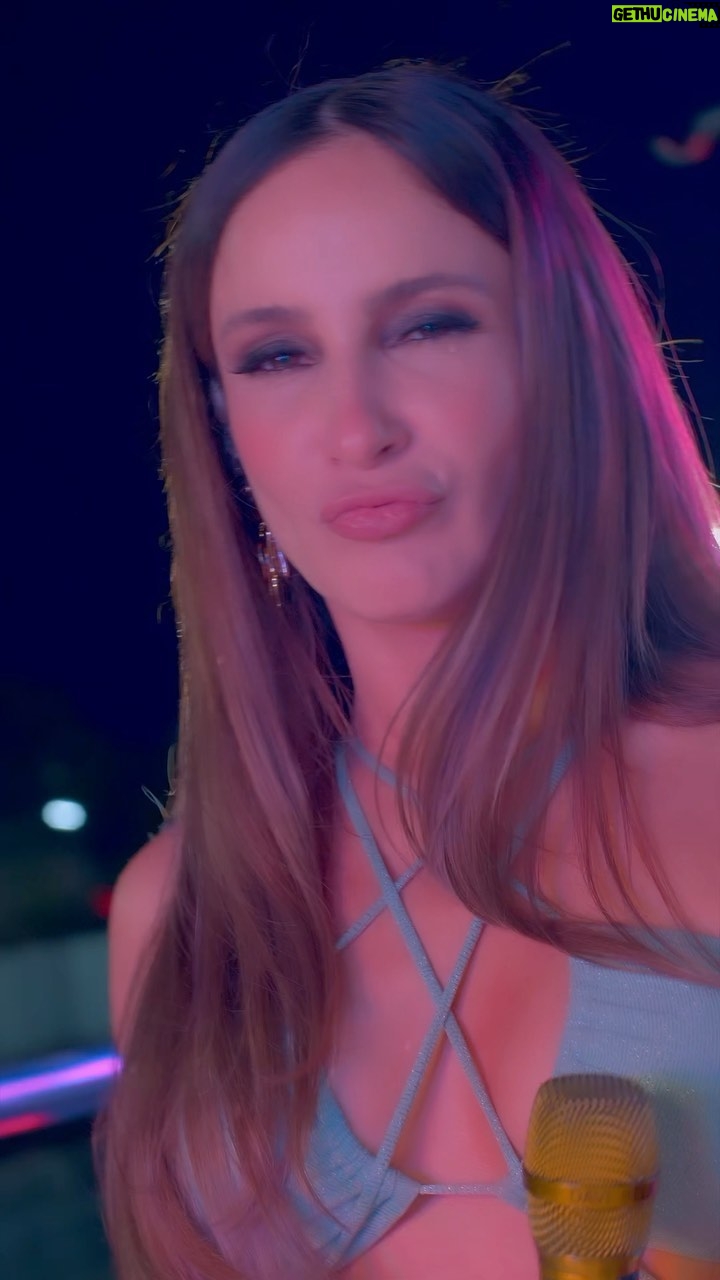 Claudia Leitte Instagram - Aconteceu algo que eu não sabia que era possível: Me apaixonei ainda mais pelo #Ceará! Que noite, Sobral! Valeu #Carnabral! 🥹