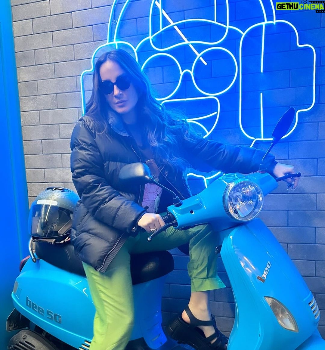 Claudia Leitte Instagram - Quanta emoção! Meu primeiro podcast foi incrível, amei estar ao lado dos maravilhosos @anabeatriz11 e @alexpsicologo! @podpeople_, obrigada pela acolhida! Valeu demais✨🫶🏽🤗!