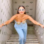 Claudia Leitte Instagram - #OCarnavalDaMinhaVida começa na madrugada de hoje com #Liquitiqui, embala o #VeraoDosMeusSonhos, aterrisa no #BaileDoRosewood, invade o circuito Barra-Ondina e desembarca na @vibrasaopaulo, dias 08 e 09 de abril. Mas, a gente tá só começando, né, @opusentretenimento ?!