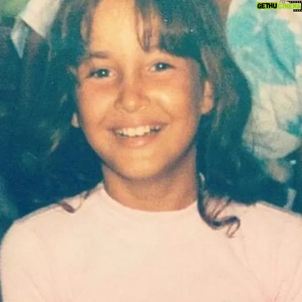 Claudia Leitte Instagram - … fica mais fácil se a gente pensar que todo mundo foi criança um dia! 🥹🙏🏻🙌🏻