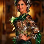 Claudia Leitte Instagram - Comecei meu #carnaval na noite de ontem, no hotel mais maravilhoso do mundo. A primeira edição do @bailedorosewood foi incrível! O show foi uma delícia, convidados espetaculares, energia única! O melhor baile de carnaval que já fui na vida!