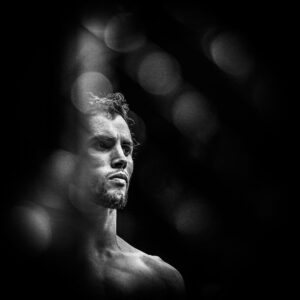 Claudio Puelles Instagram - Que año de crecimiento fue el 2022. Gané la pelea mas importante de mi carrera, perdí la pelea mas importante de mi carrera pero todo eso ya pasó. Se acabó,  dependerá de ti aprender de cada lección y tomar diferentes pasos para  cada dia estar mejor que el anterior. 
Gracias a todos los involucrados en volverme una mejor persona tras cada triunfo y caida, estoy rodeado de personas buenas y trabajadoras que me
Inspiran a nunca parar de avanzar 🙏🏼
