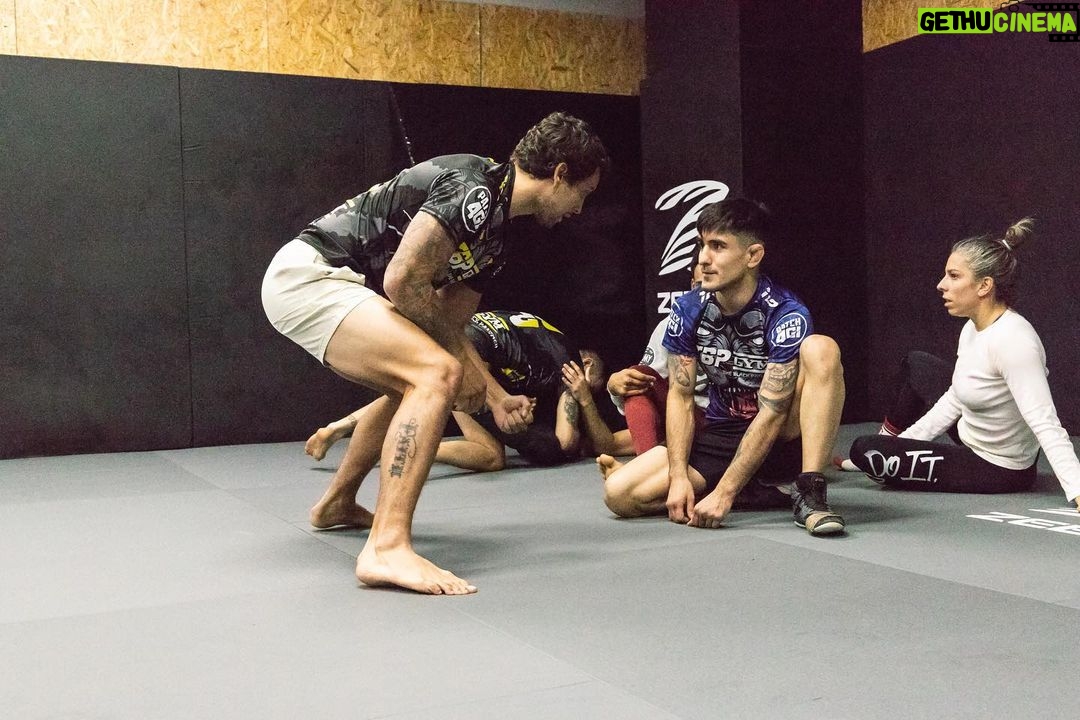Claudio Puelles - 1K Likes - Fotos del #seminario de @claudio_puelles en #tbp #grappling #visitastbp #ufc #luchadorufc #ufcperu