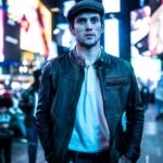 Claudio Puelles Instagram - Viviendo mi momento 📸: @desautomatas #ClaudioPuelles #PrinceOfPeru #UFC281 #newyorkcity Times Square, NYC