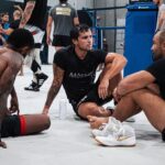 Claudio Puelles Instagram - Tuve una visión y no puedo parar hasta llegar a todo eso que imaginé 🥷 📸 : @enochcontreras #ClaudioPuelles #PrinceofPeru #ArribaPeru #UFC281 #EddieAlvarez #killclifffc Kill Cliff FC