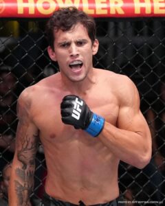 Claudio Puelles Instagram - Claudio Puelles has 3️⃣ kneebar submissions in 6️⃣ UFC fights 🤯 #UFCVegas52