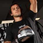 Claudio Puelles Instagram - 💥🔨Seguimos trabajando, tranquilos y aplicados. La oportunidad de volver a competir ya se acerca, y para eso, mis guantes y protecciones @uppercut.pe son el mejor complemento. ¿Vieron ya la colección 2023? ¡Está increíble! Consigue toda la línea de productos Uppercut en @centralsportperu. Diles que te envío El Prince 💪🇵🇪 #PrinceOfPeru #Uppercut #arribaperú #claudiopuelles #UFC #MMA #traibing #gymrat #peruano #peru Perú