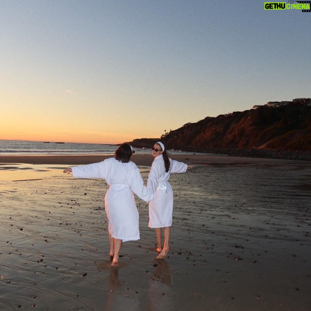 Connar Franklin Instagram - celebrating mrs. graves this weekend 🥹🤍 thank you @wamonarchbeach + @jernewithme for spoiling our girl & hosting the perfect girls weekend 😍 Waldorf Astoria Monarch Beach Resort & Club