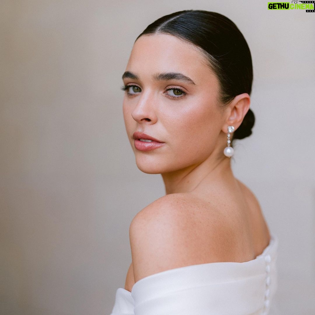 Connar Franklin Instagram - just came across these photos from our wedding weekend and wanted to say how grateful i am for @isabelalysa + @bayleeornelas + @dolceglow for coming all the way to asheville for 24 hours and giving me and my girls the most perfect glow ✨ ilysm isabel❤️ she made little @dolceglow goodie bags for every bridesmaid🥹