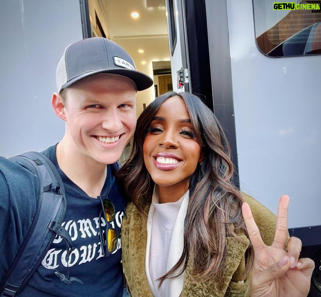 Connor Weil Instagram - Honored to be a part of @tylerperry ’s #meaculpa film on @netflix Such a great set working with awesome people. @kellyrowland was #boss See you next time ATL! ✌🏼 @tylerperrystudios Tyler Perry Studios