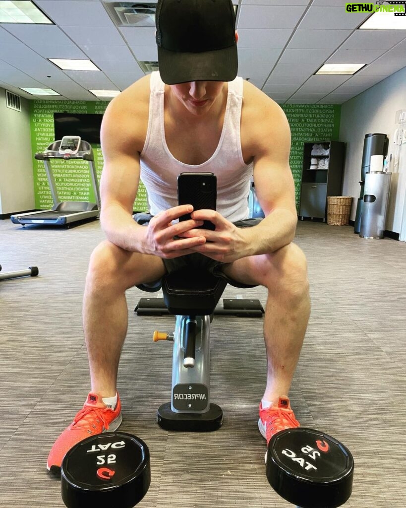 Connor Weil Instagram - Back at the office