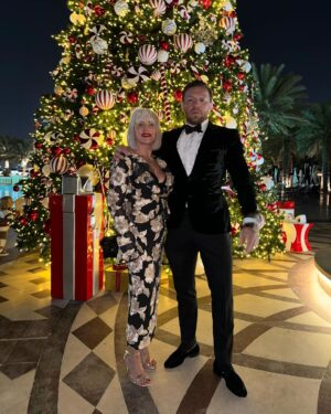 Conor McGregor Instagram - Christmas 2023 🎁
