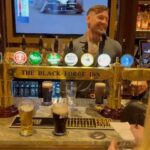 Conor McGregor Instagram – 🙏🇮🇪 @theblackforgeinn @properwhiskey @forgedirishstout