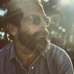 Constantine Markoulakis Instagram - Και είπε στο Φάνη, «τι ωραία, ηλιόλουστη μέρα!» @fanisklonopoulos #ευχές 😂