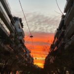 Constantine Markoulakis Instagram - Ο ήλιος, αποχωρώντας, μας αφήνει ένα δώρο.