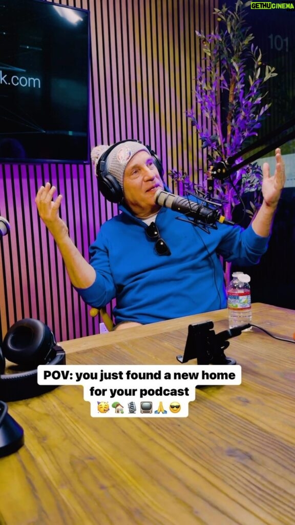 Craig Shoemaker Instagram - The pod’s got a new home 🙌🏡🎙️📺🙏 Drop a comment and let me know who we need to bring on the show 👀🤔 #podcast #personaldevelopment #selfimprovement #growthmindset #mentalhealth #spirituality #comedian #comedy #laughteristhebestmedicine Los Angeles, California