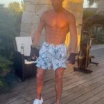 Cristiano Ronaldo Instagram – Feeling good 💪🏽
@ursu9_official 💦
