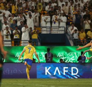 Cristiano Ronaldo Instagram - Very happy to score 2 more goals and specially to have helped the team in this important win!💪🏼⚽️⚽️
Our fans have been amazing in our home with their fantastic support!🙌🏼💙💛
