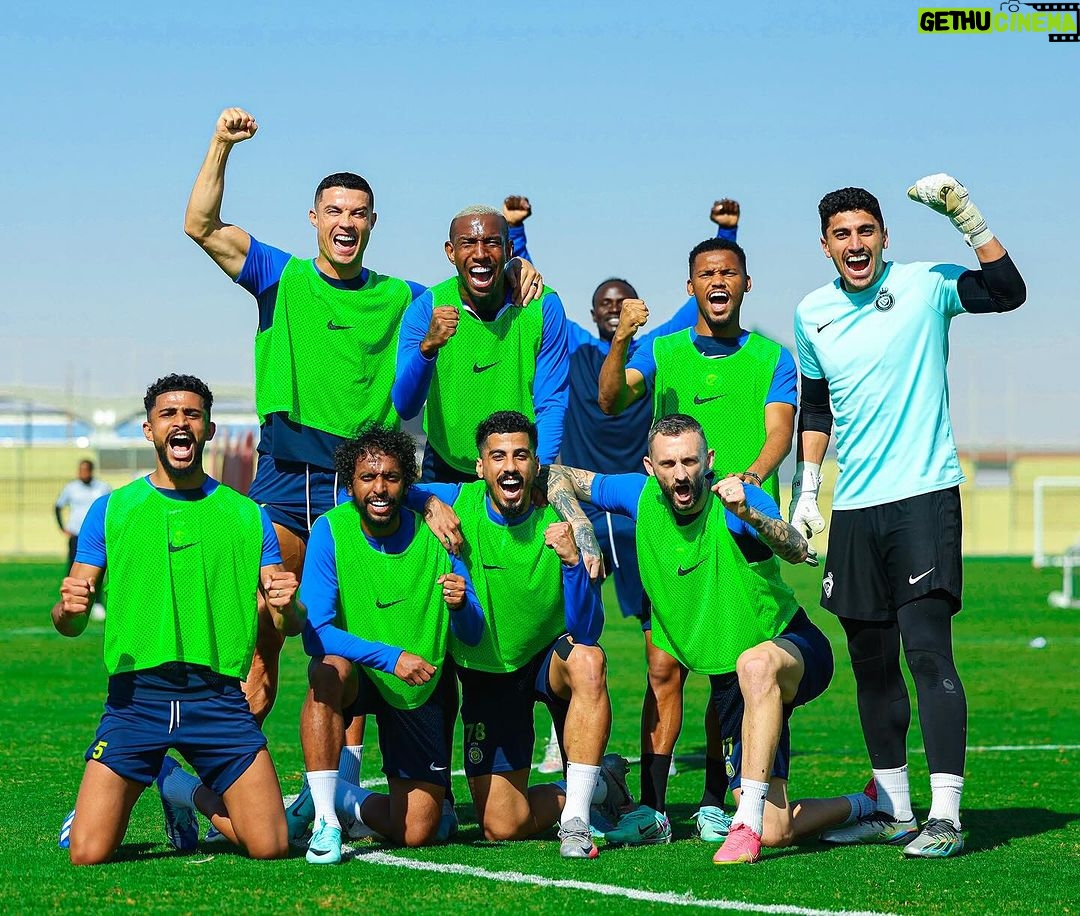 Cristiano Ronaldo Instagram - Wining team 🤷🏽♂️😅💪🏽