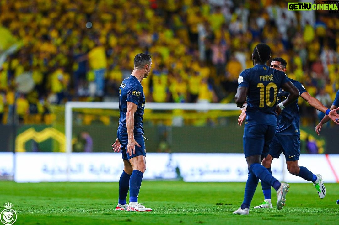 Cristiano Ronaldo Instagram - Solid win!💪🏼 We keep the pressure on! @alnassr 💛💙
