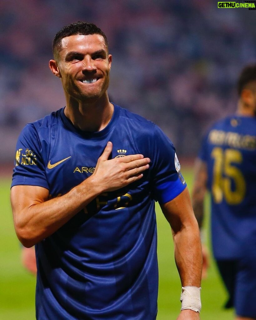 Cristiano Ronaldo Instagram - We keep that winning feeling! Let’s continue the good work!💪🏼 @alnassr 💛💙