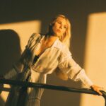 Cristina Jacob Instagram - "Sometimes, reaching out and taking someone's hand is the beginning of a journey. At other times, it is allowing another to take yours." 📷 @andreiruncanu 💃🏼 @irina__marinescu 👱‍♀️ @silviuuionita 🏩 @euforia