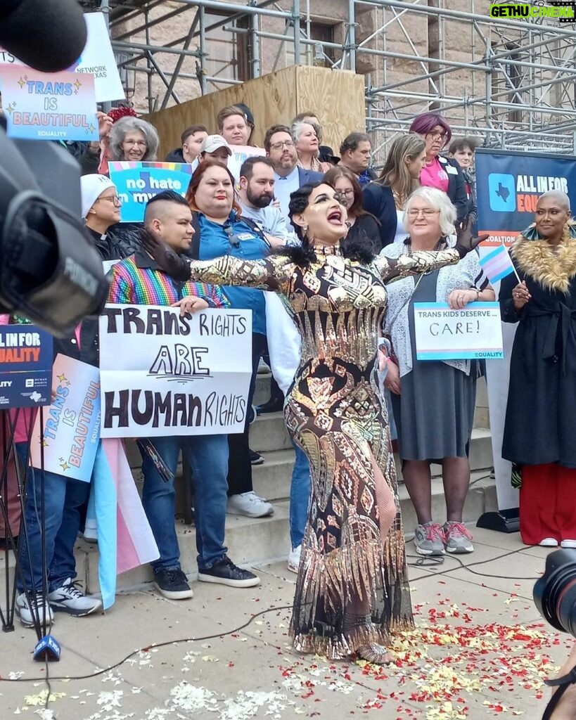 Cynthia Lee Fontaine Instagram - Victory : A Federal Judge has declared Texas Ban ( SB12) UNCONSTITUTIONAL !!!!!! We can celebrate for now ! Tears to my eyes at this moment because Drag is love and fun ! Nothing else ! Thanks to @brigittebandit @aclutx and all the organizations who are fighting for our rights with us ! Gracias 🙏🏻 Let’s celebrate 🎊 #sb12 #fyp #rupaulsdragrace #activist #advocate #dragislove #dragisnotacrime #happy #cucu #emotional #wewillcontinuetofight #hispana #boricua #proudDragqueen #orgullo #lgbt+