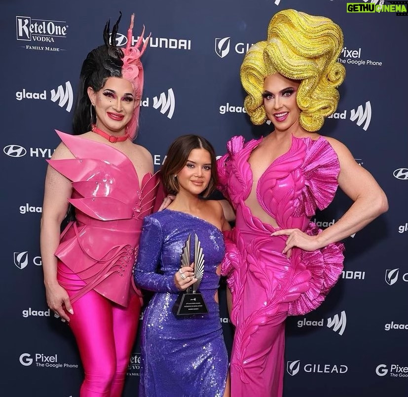 Cynthia Lee Fontaine Instagram - @marenmorris Thank you for your love and support to our community ! Thank you for support us Drag Performers . Not just only present this extraordinary award to you but also having our conversation, makes me realized how important is for you for people to understand the concepts of inclusivity and acceptance. You are a very talented individual and I wish you the best ! Congratulations on everything! And we thank you ! And Happy Mother’s Day ! @alyssaedwards_1 it’s was a pleasure to present this award with you . You are a superstar ! You look extraordinary good last night and also congrats on your 20th anniversary of #beyondbelivedancecompany ! I wish you the best ! This is what I called a real celebration : Allies and LGBTQI plus community together ! So happy ! @glaad thank you so very much for this opportunity! #fyp #allies #love #acceptance #glaadawards #glaadmediaawards #cucu #activism #inclusivity #respect #media #rupaulsdragrace