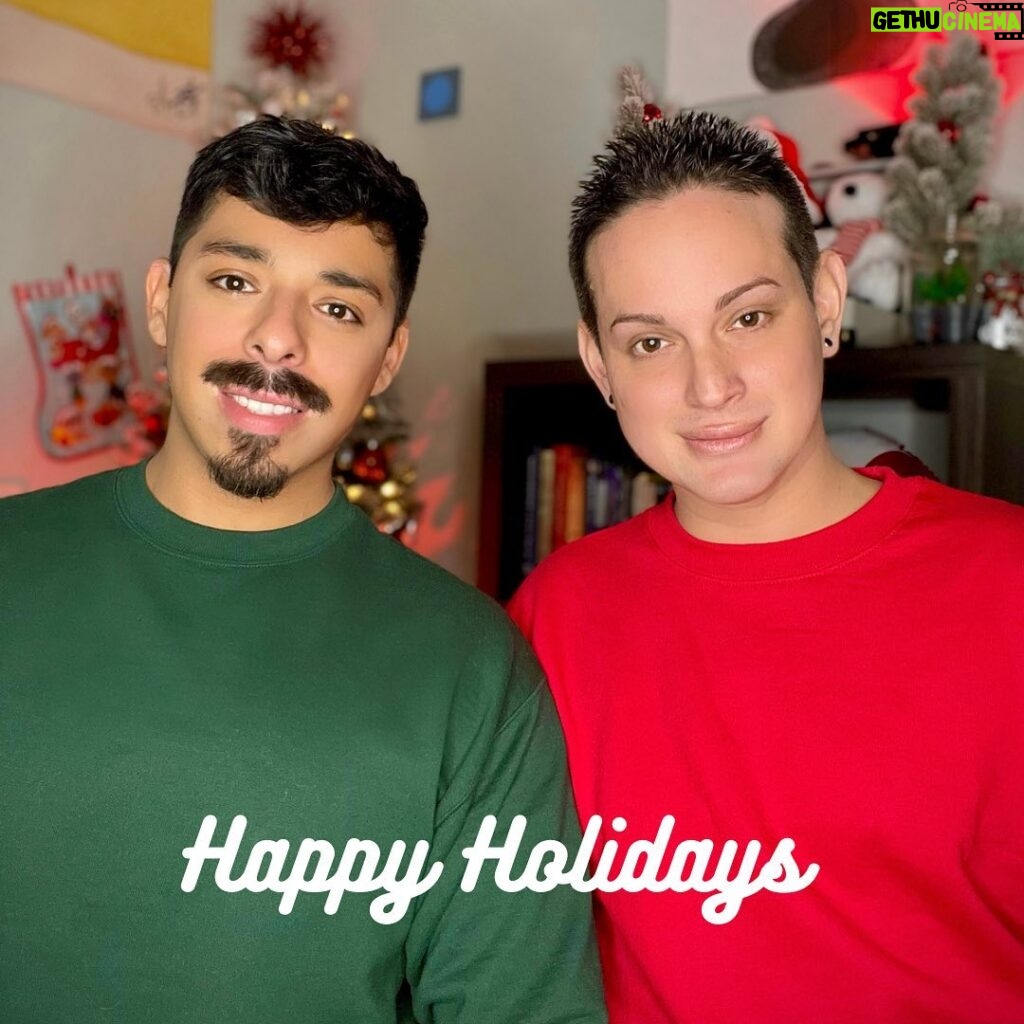 Cynthia Lee Fontaine Instagram - Happy Holidays Everyone ! From our Cucu’s to yours 🎁🎄🥰 #christmas #christmasdecor #christmastime #family #familytime #boyfriend #lgbtq #gays #rupaulsdragrace