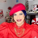 Cynthia Lee Fontaine Instagram - Happy Holidays everyone and a Happy New Year Felices Fiestas y Próspero Año 2023 ! Los amo ! #fyp #foryoupage #rupaulsdragrace #happyholidays #merrychristmas #viral #whitneyhouston #avatar #feliznavidad