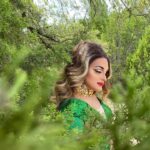 Cynthia Lee Fontaine Instagram - 🎄Feliz Navidad para Todos 🎄 🎄Merry Christmas 🎄 🎄Joyeux Noël🎄 🎄Fröhliche Weihnachten 🎄 🎄Feliz Natal 🎄 🎄 สุขสันต์วันคริสต์มาส 🎄 #fyp #merrychristmas #feliznavidad #dragrace #love