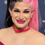 Cynthia Lee Fontaine Instagram - Drag artist, activist & @dragoutthevote national co-chair, who appeared on the 8th & 9th seasons of @rupaulsdragrace, @cynthialeefontaine, stopped to chat with @thequeerreview’s @jameskleinmann on the red carpet at the 34th @glaad Media Awards ahead of presenting country singer @marenmorris with the Excellence In Media Award for her allyship to the LGBTQIA+ community. #glaadawards #cynthialeefontaine #dragrace #dragperformer #dragartist #dragqueen #drag #dragperfection #lgbtqia #lgbtq #thequeerreview New York, New York