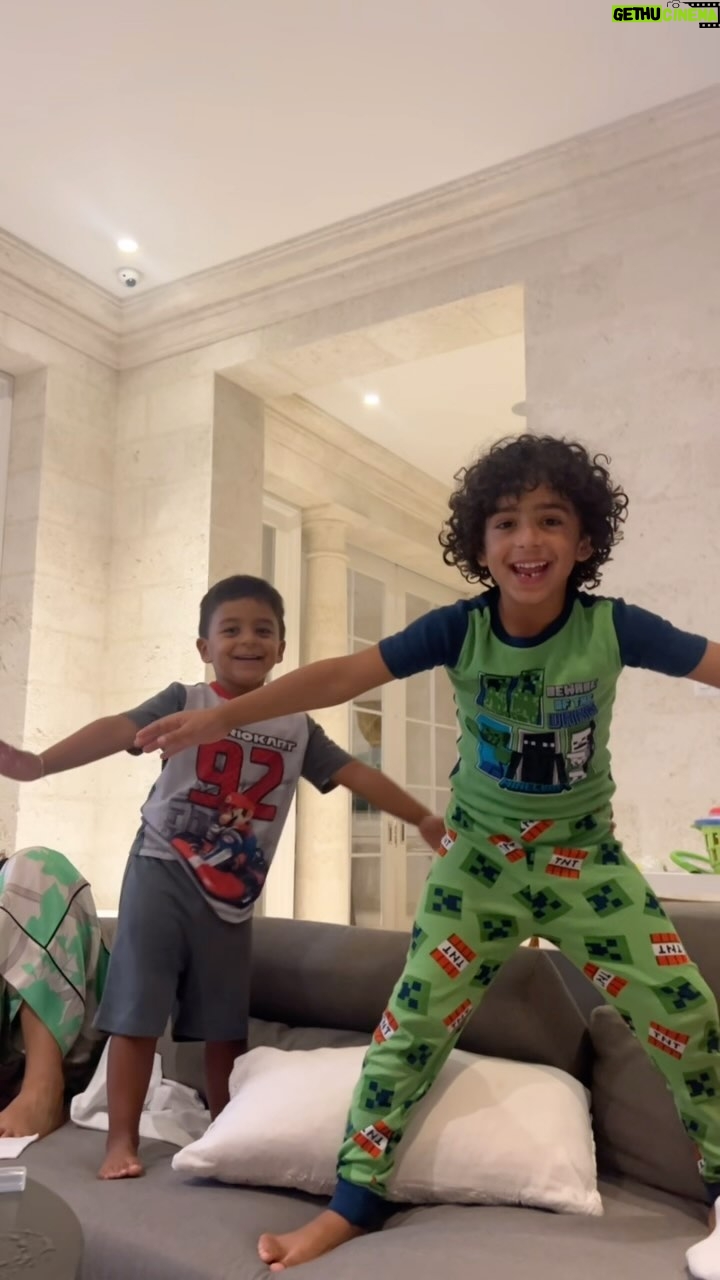 DJ Khaled Instagram - Your joy is what keeps me going ! I love you so much ! GOD ! 🤲🏽