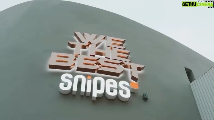 DJ Khaled Instagram - Bless up @snipes_usa @snipes ! We just getting started!! #WETHEBESTSNIPES #ALLCATEGORIES LETS GO SHOPPING ! @wethebest