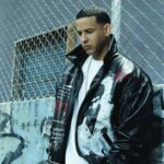 Daddy Yankee Instagram – Para ese chamaco que creció en Santurce , una canción “Gasolina” que nació en un barrio de Puerto Rico, y sea reconocida por la “Biblioteca del Congreso” como una de las canciones que transformó la cultura, cambió la historia musical en el mundo y EE.UU. es algo que jamás soñé. Y lo más bonito que fue en español. Cuando haces la las cosas con amor, pasión, determinación y disciplina y a todo eso le sumas el apoyo de toda mi gente linda durante más de tres décadas todo lo que sueñas puede ser posible .- DY